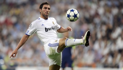 开云官网APP下载-“黑马”战术崛起：创新策略助球队翻身，战术突入